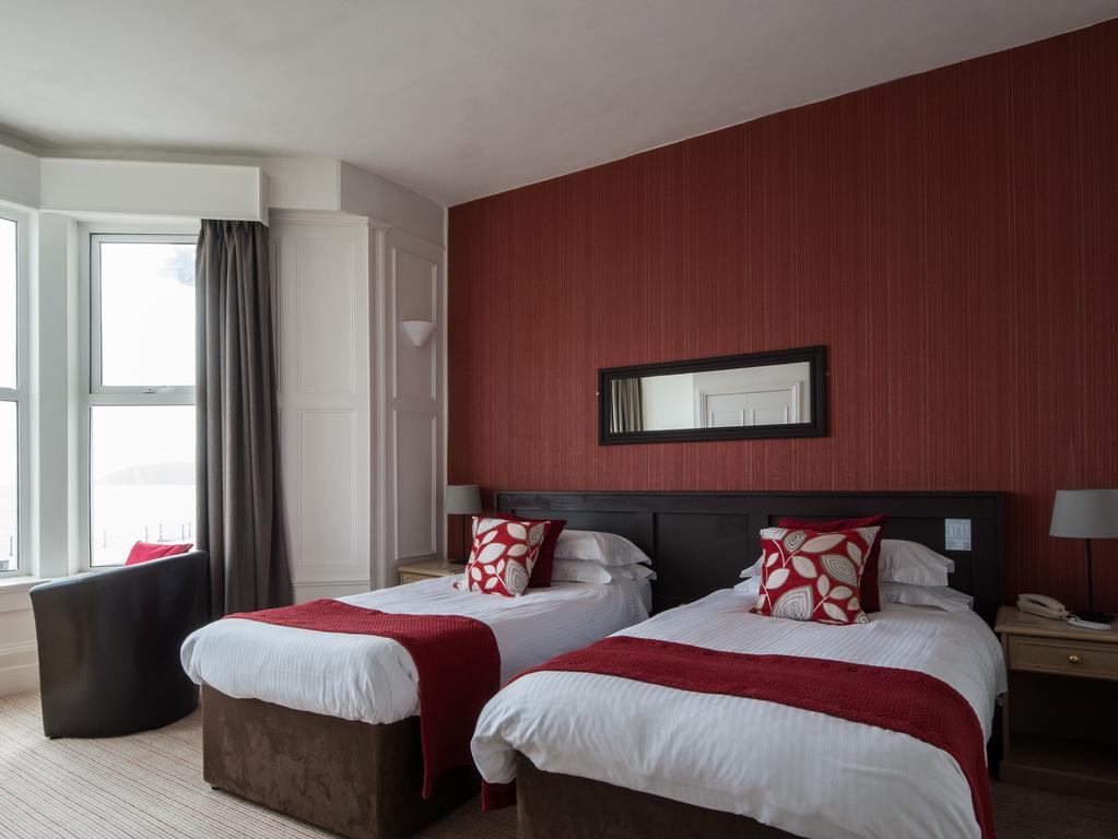 The Beachfield Guest Accommodation Пензанс Екстериор снимка