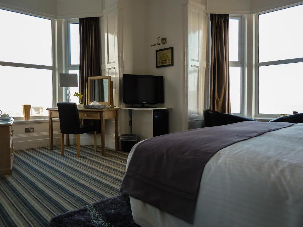 The Beachfield Guest Accommodation Пензанс Стая снимка